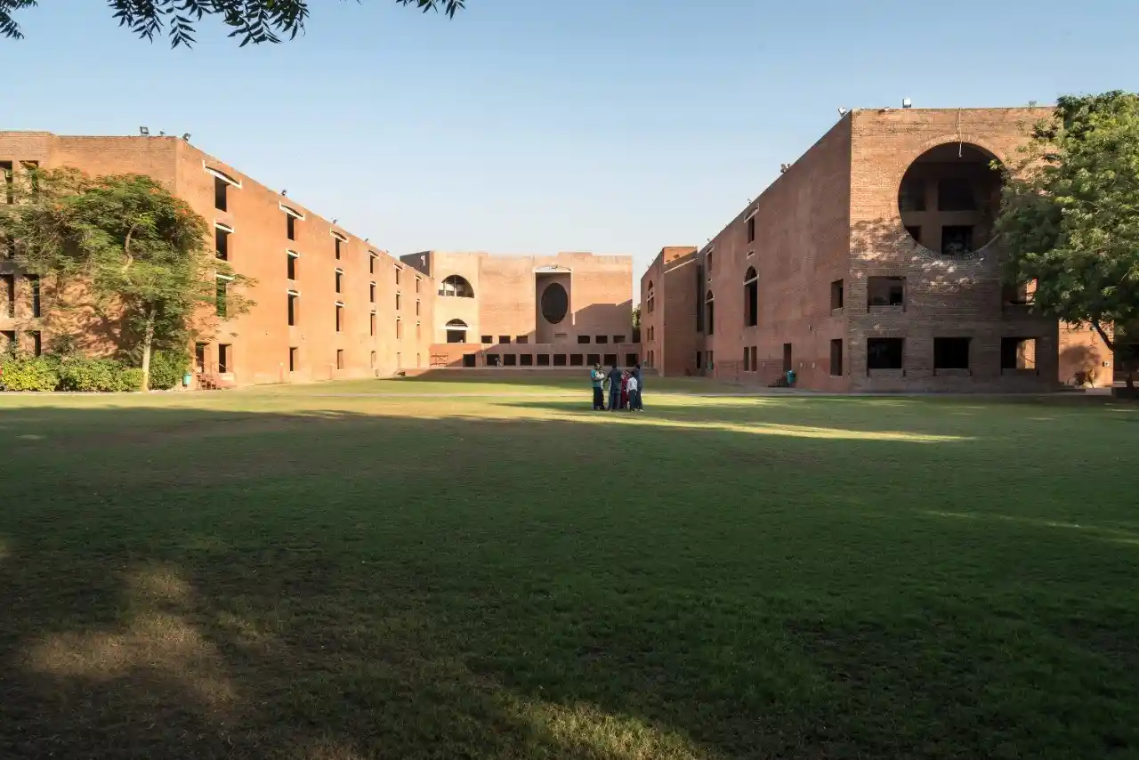 SP Jain School of Global Management